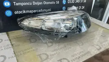 Renault Fluence Sağ Far 2013 Mercekli Siyah Çerçeveli Sıfır