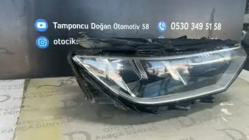 Volkswagen Passat B8 Sağ Far 2015