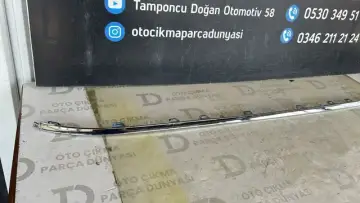 VW Passat B8 Ön Tampon Alt Orta Izgara Çıtası Nikelajlı 14-19 Yeni