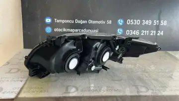 Toyota Corolla Sağ Far 2010-2012 Yeni Sıfır