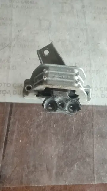 Ford Focus Motor Takozu