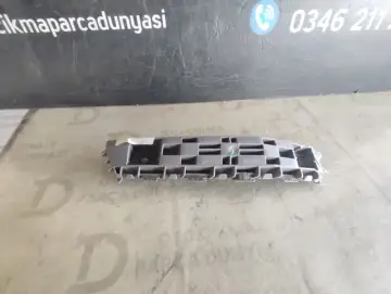 Chery Tıggo 8 Ön Tampon Ayağı Braketi