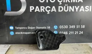 Audi A3 Ön Kapı İç Panel Erişim Kapağı