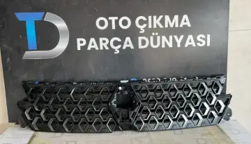 Renault Austral Faz 2 Ön Panjur Sıfır