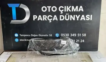 Volkswagen Tiguan Sağ Far Camı