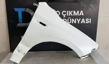Fiat Egea Sağ Ön Çamurluk Çıkma