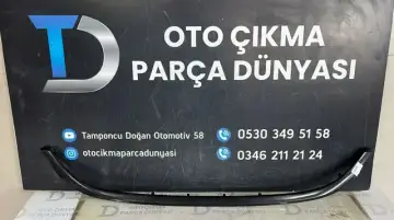 Fiat Egea Ön Panjur Çıtası Siyah