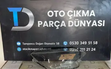 BMW F20 Sağ Far Camı