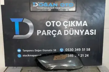 Volkswagen Passat B7 Sağ Far Camı