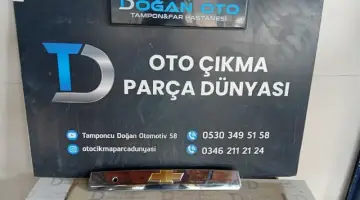 Chevrolet Captiva C100 Arka Bagaj Dış Çıtası Orjinal Çıkma (06-11)