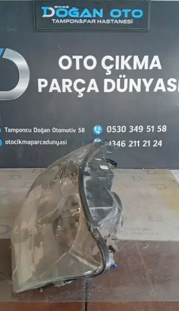 Citroen C4 Sağ Çatlak Far Orjinal Çıkma (11-17)