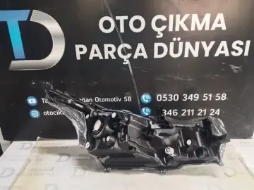 Toyota Corolla Sağ Far 17>19