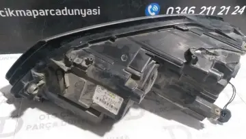 Volkswagen Jetta Sağ Far 11-15