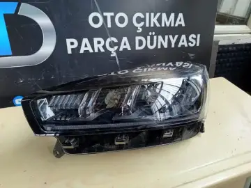 Toyota Yaris Sağ Far (12-14)