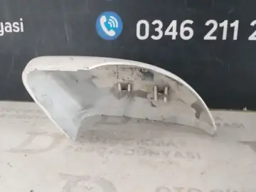 Volkswagen Passat B7 Sağ Ayna Kapağı